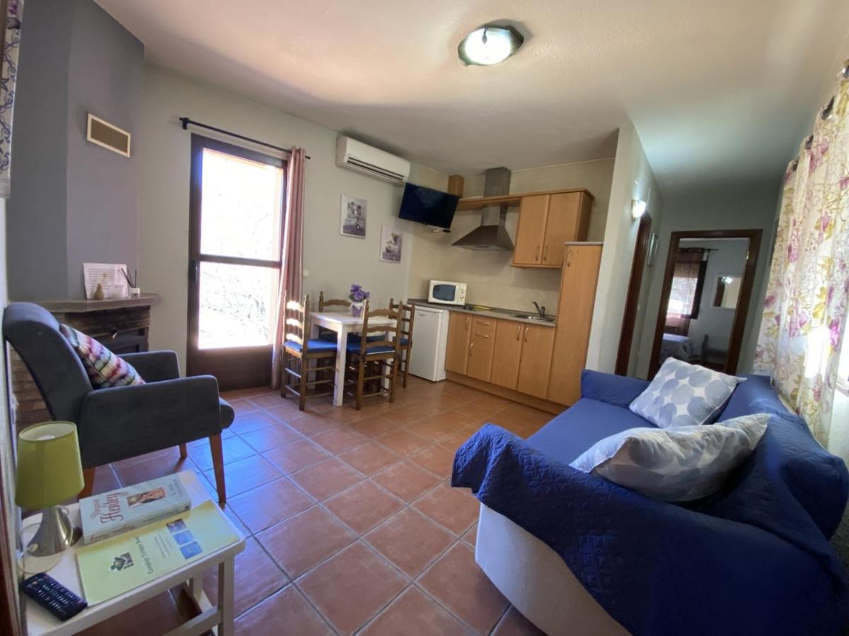 Apartamentos Rurales El Solitario 巴尼奥斯德蒙特迈奥尔 外观 照片